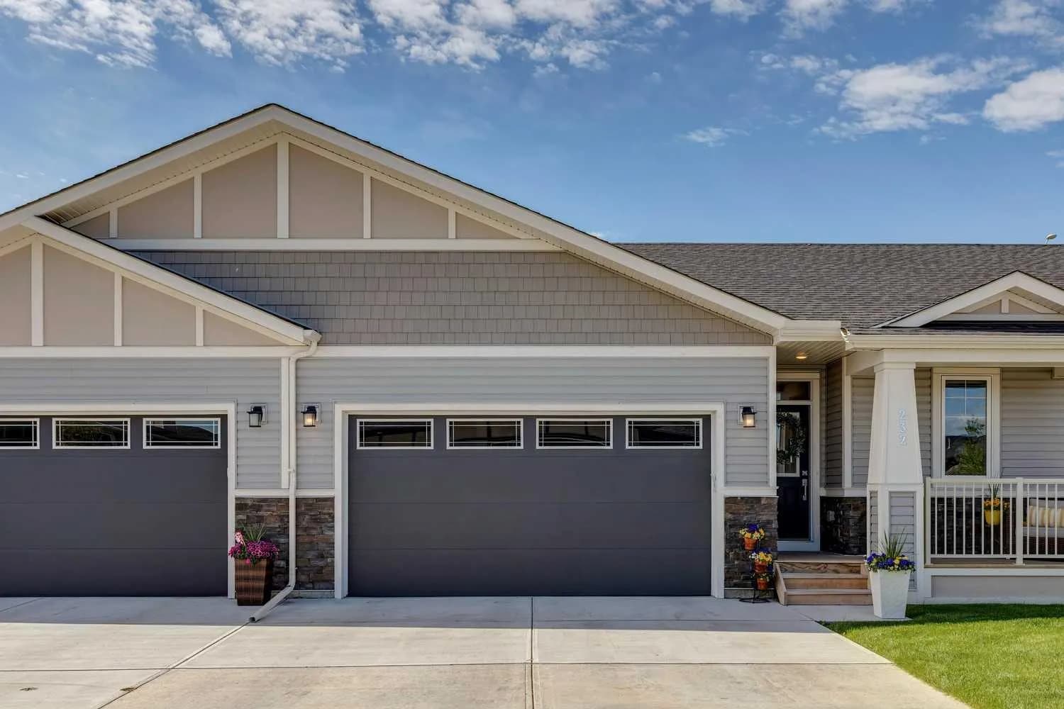 Semi Detached (Half Duplex)