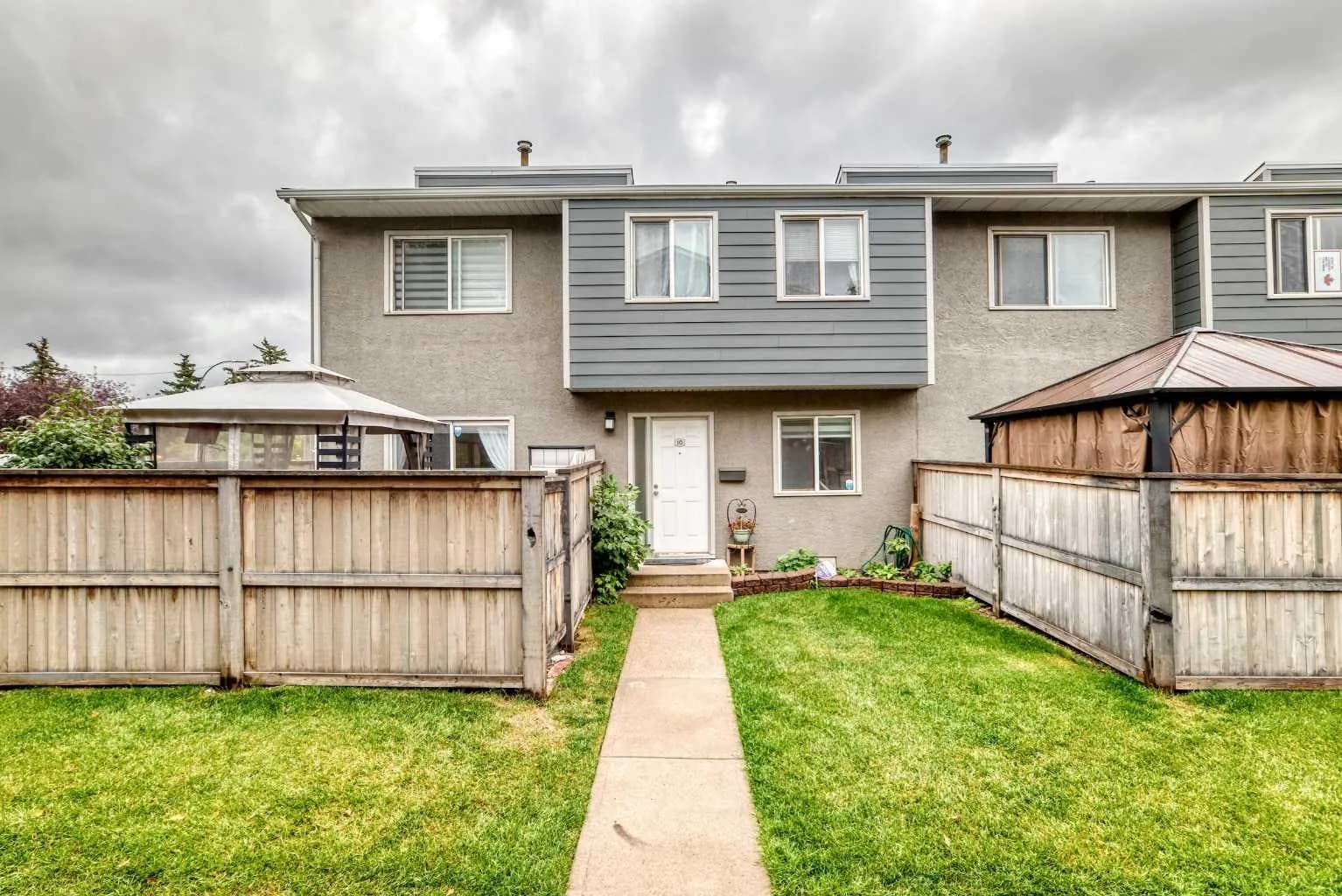 Row/Townhouse