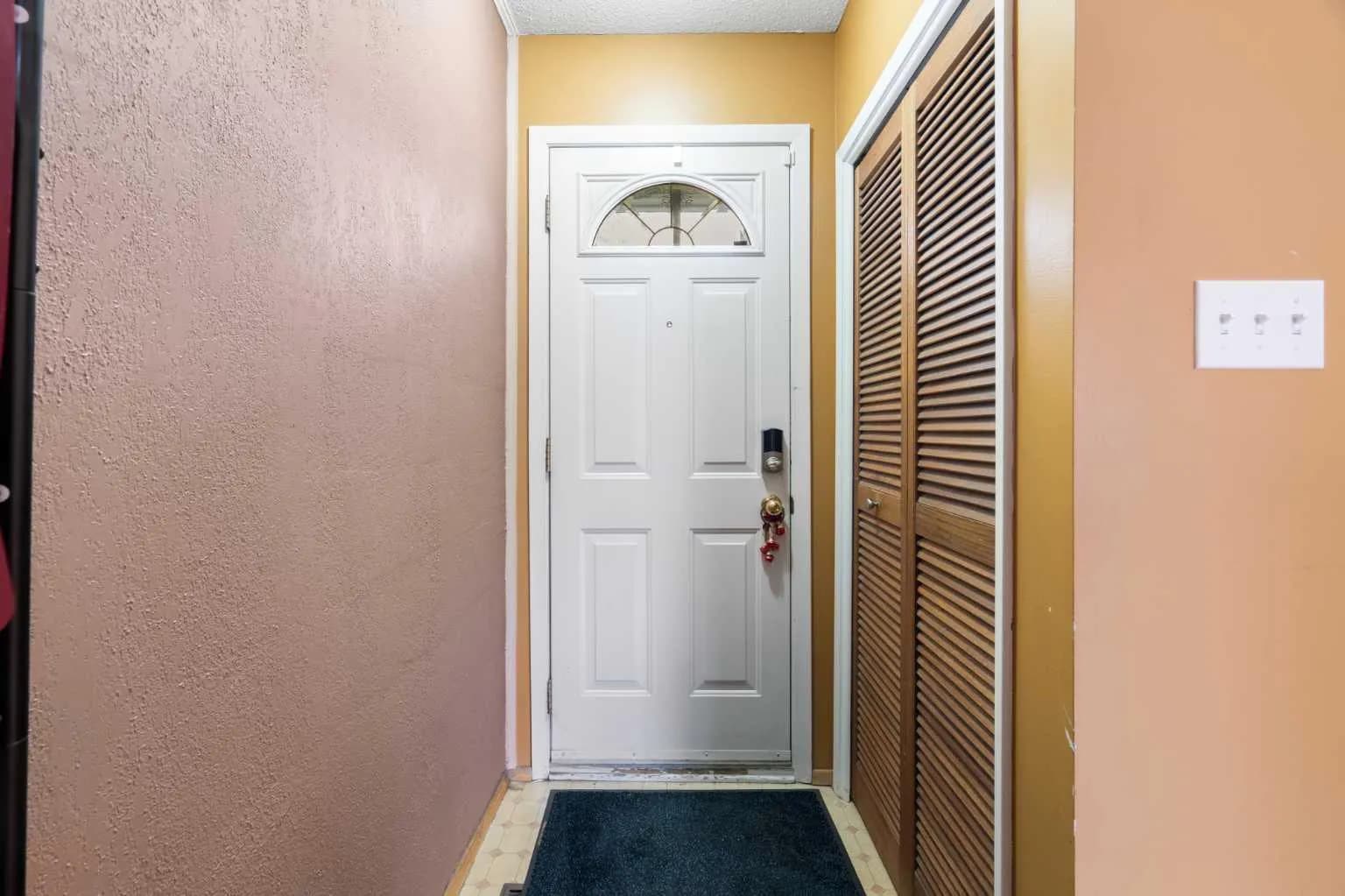 Semi Detached (Half Duplex)