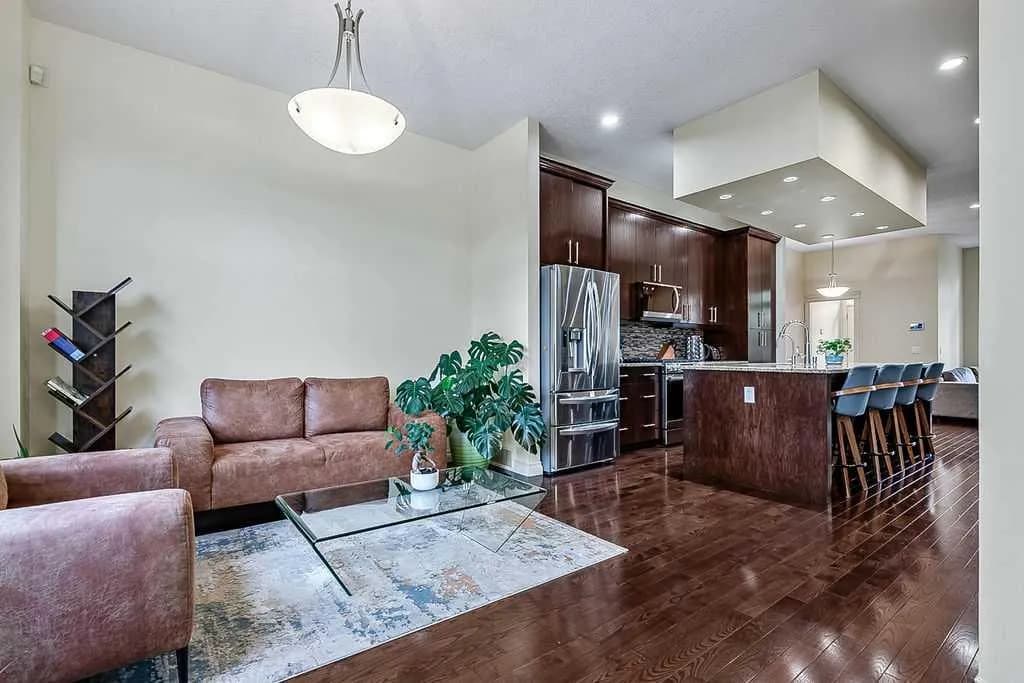 Semi Detached (Half Duplex)