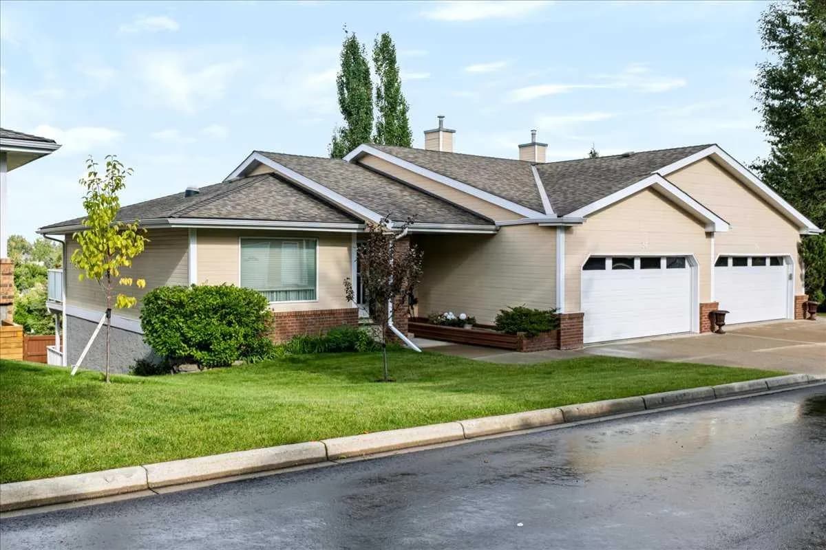 Semi Detached (Half Duplex)