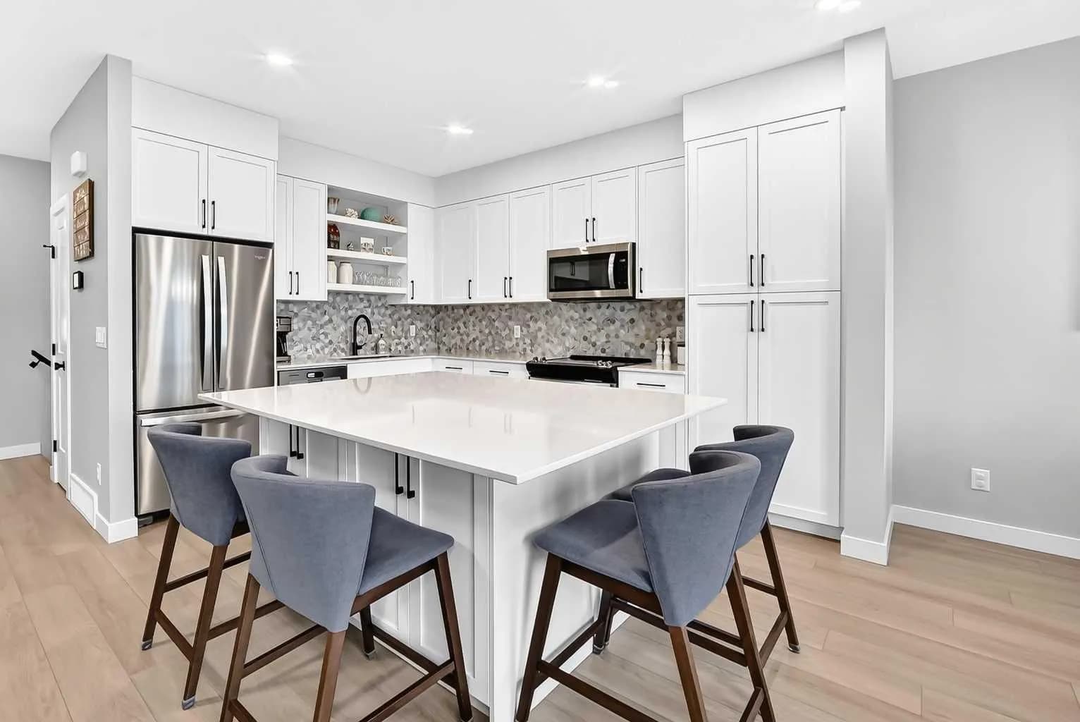 Semi Detached (Half Duplex)