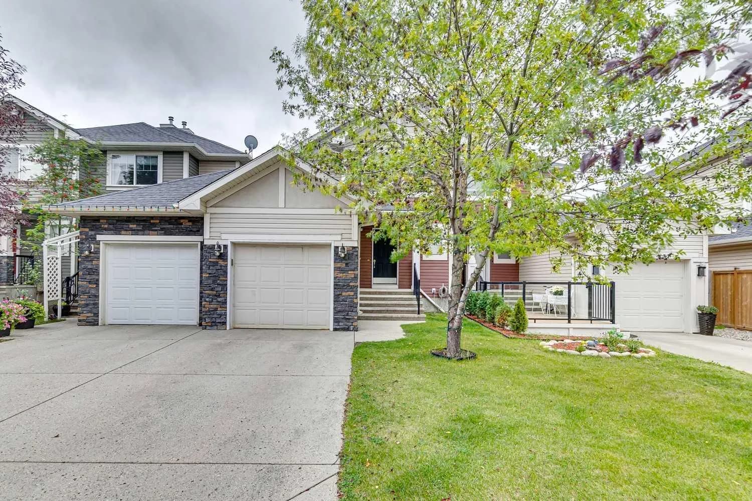 Semi Detached (Half Duplex)