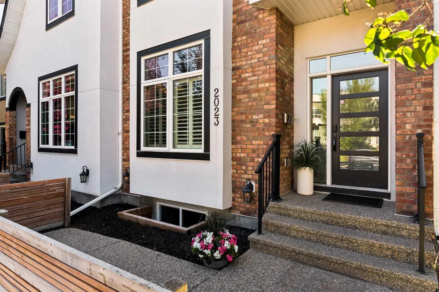 Semi Detached (Half Duplex)