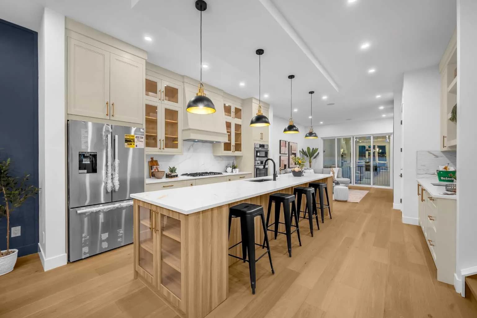 Semi Detached (Half Duplex)