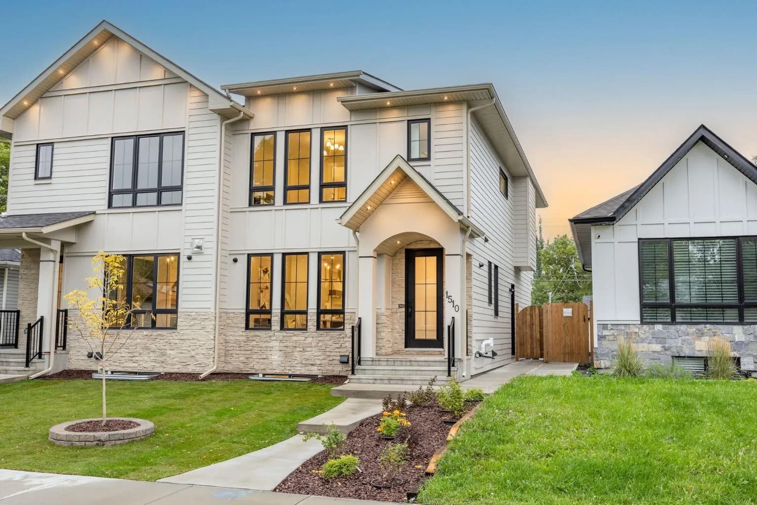 Semi Detached (Half Duplex)