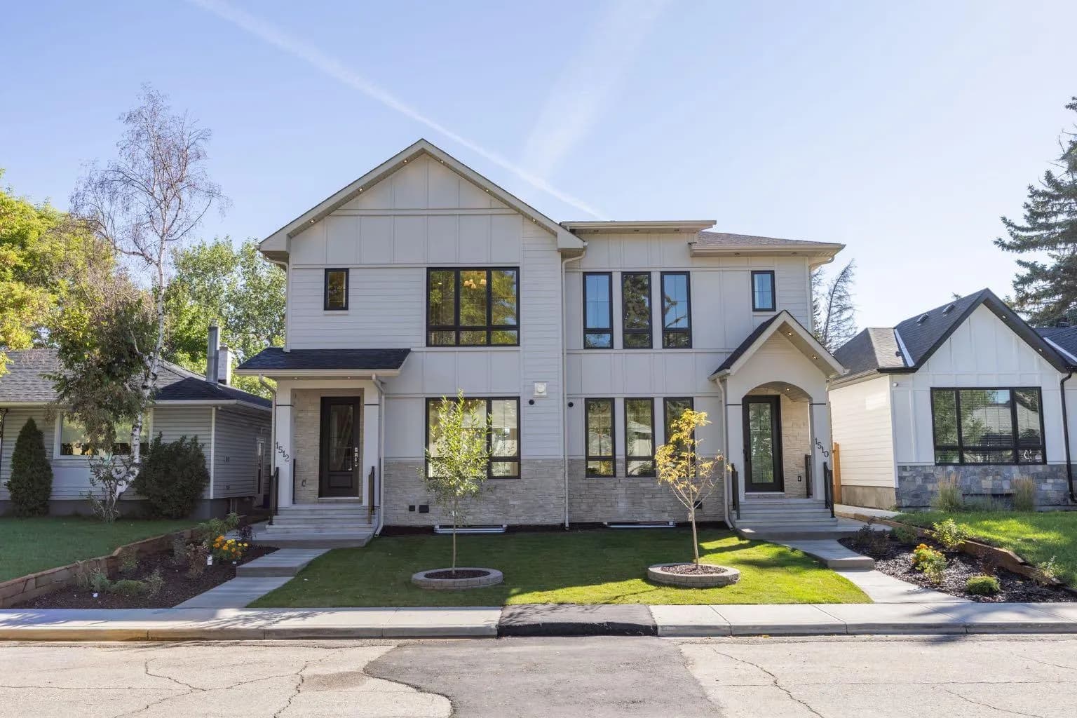 Semi Detached (Half Duplex)