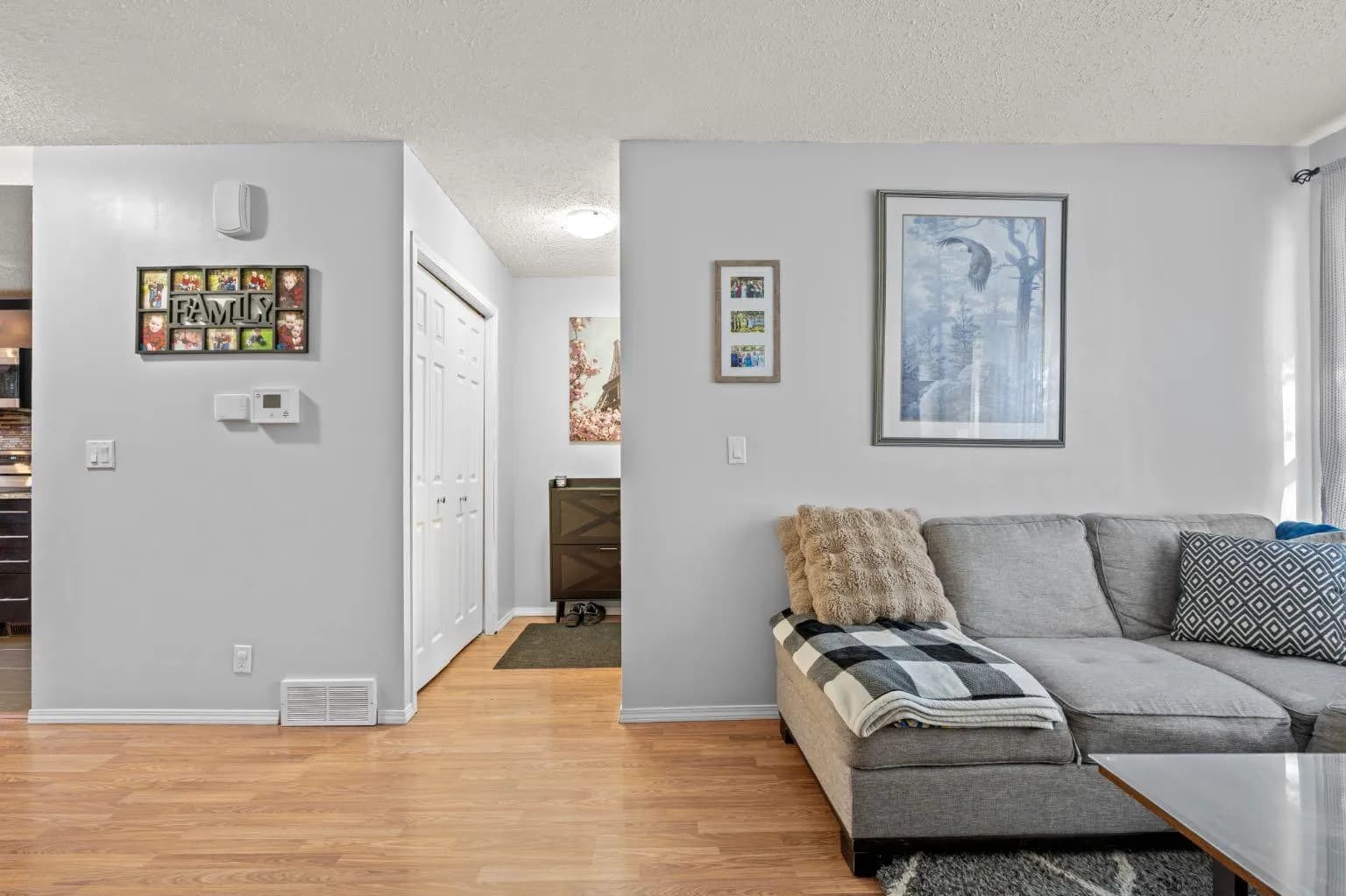 Semi Detached (Half Duplex)