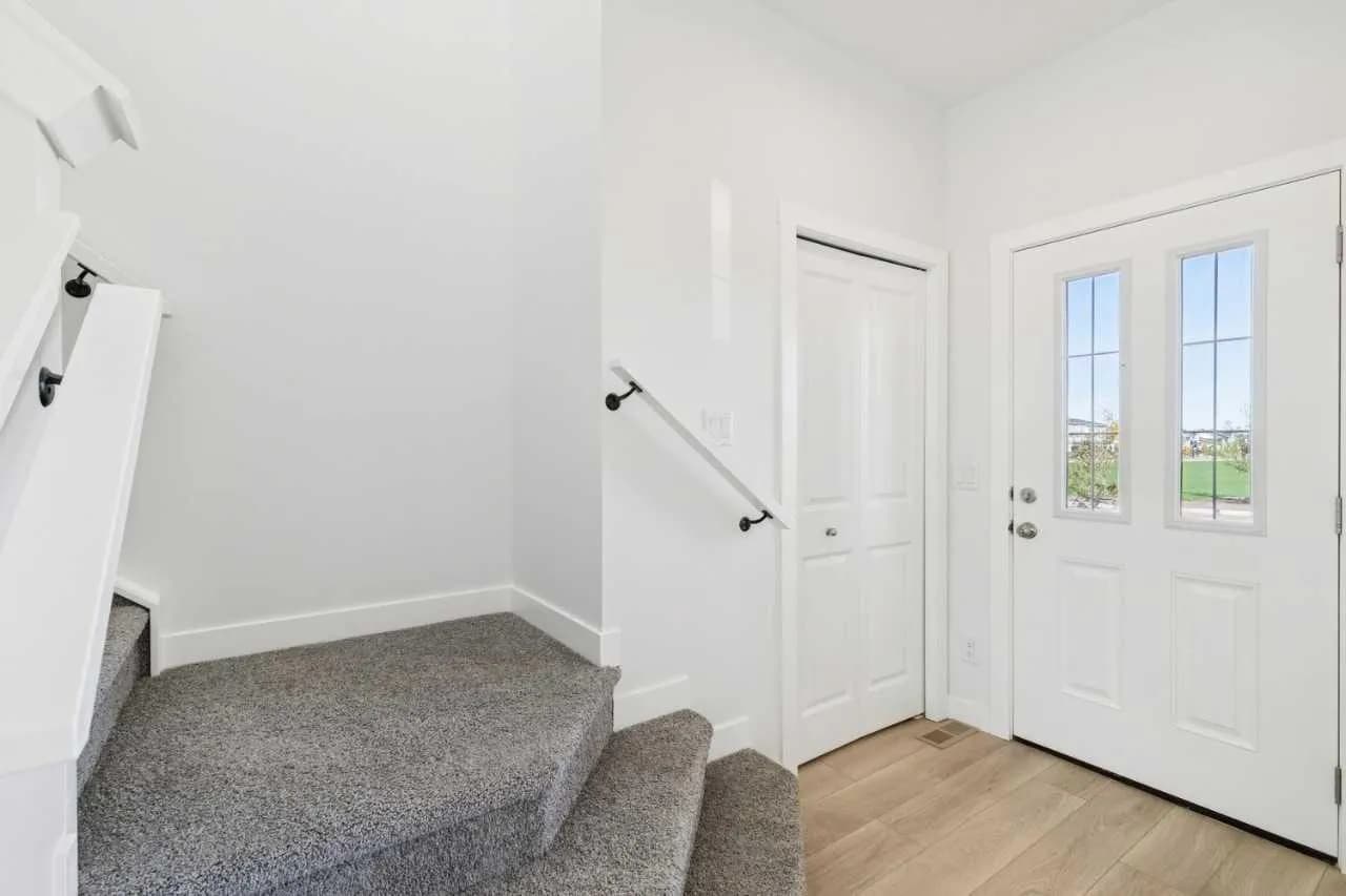 Semi Detached (Half Duplex)
