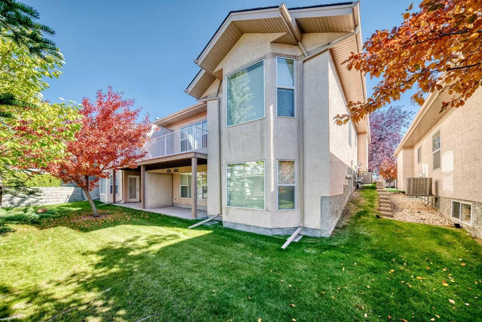Semi Detached (Half Duplex)