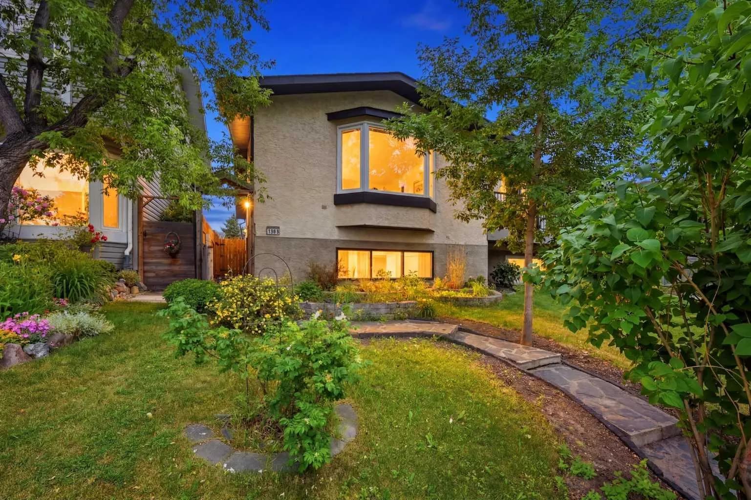 Semi Detached (Half Duplex)