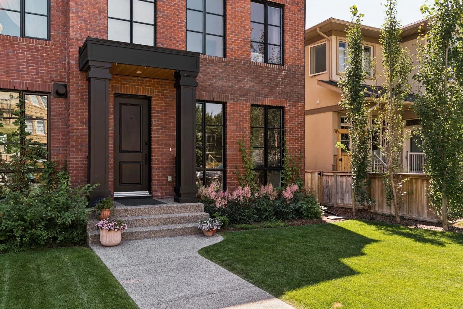 Semi Detached (Half Duplex)