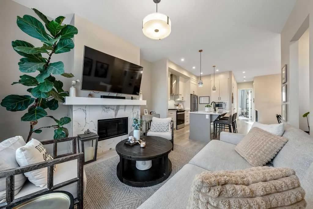 Semi Detached (Half Duplex)