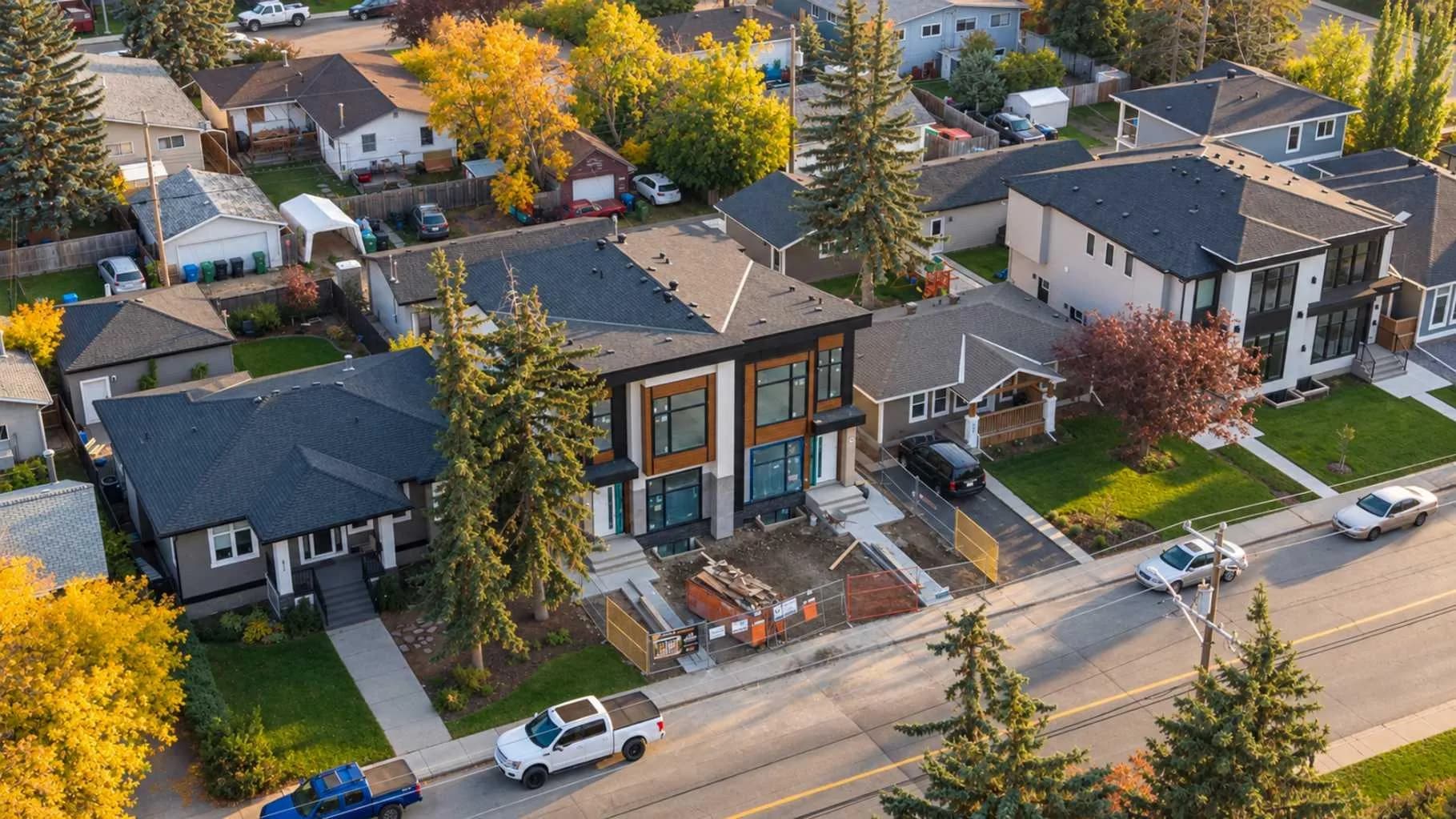 Semi Detached (Half Duplex)