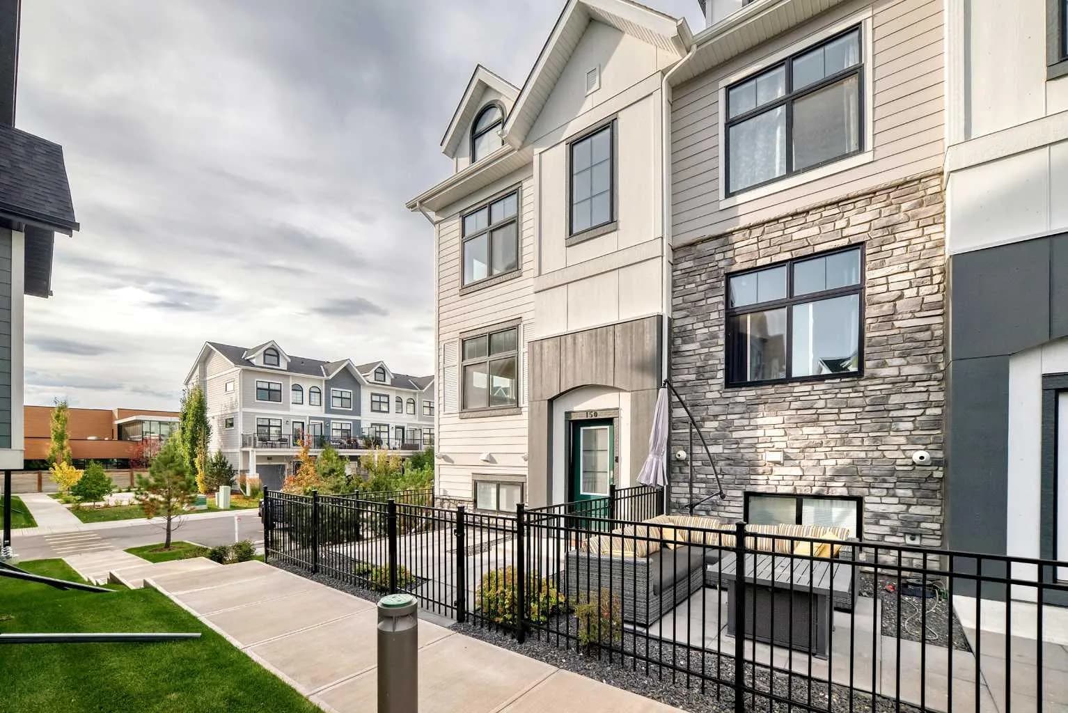 Row/Townhouse