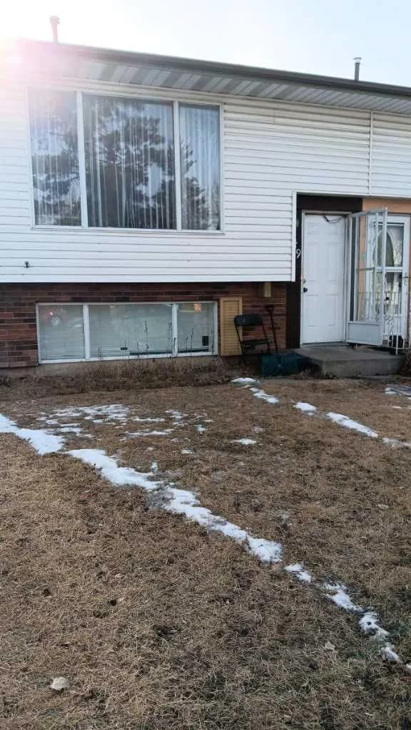 Semi Detached (Half Duplex)