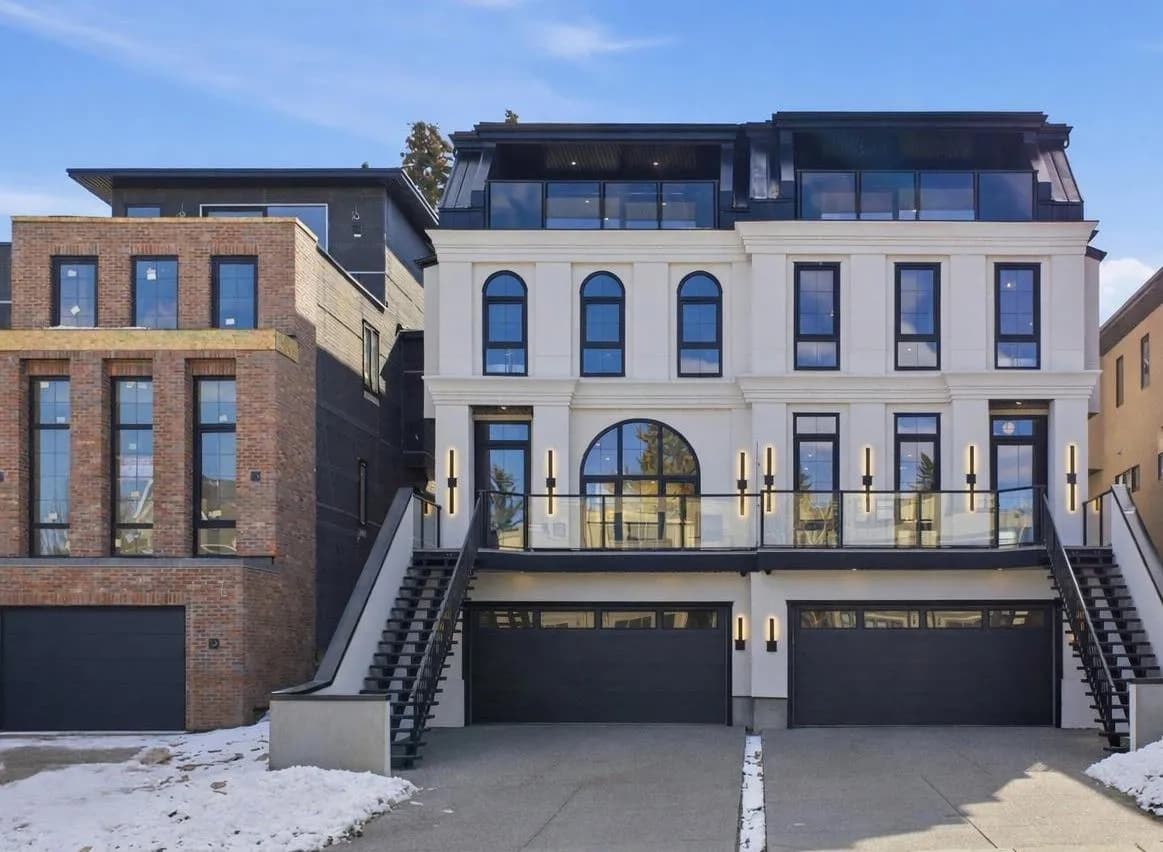 Semi Detached (Half Duplex)
