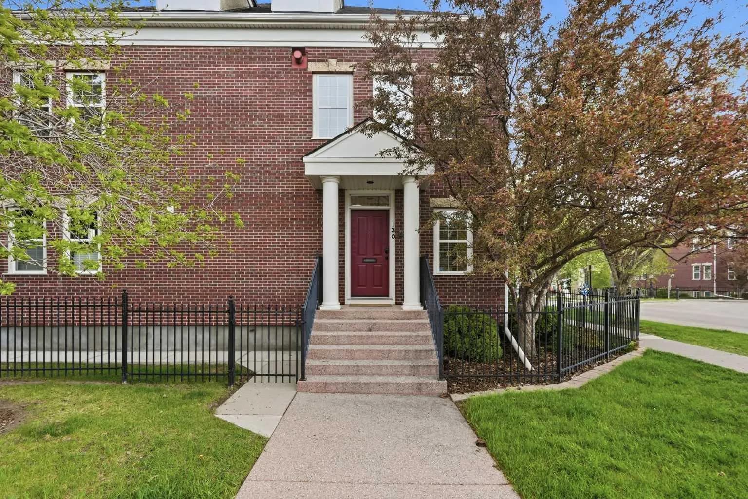 Row/Townhouse