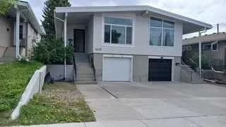 Semi Detached (Half Duplex)