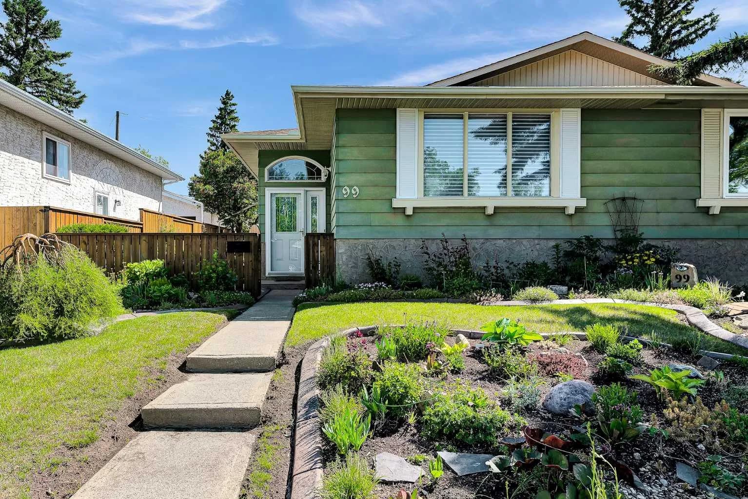 Semi Detached (Half Duplex)