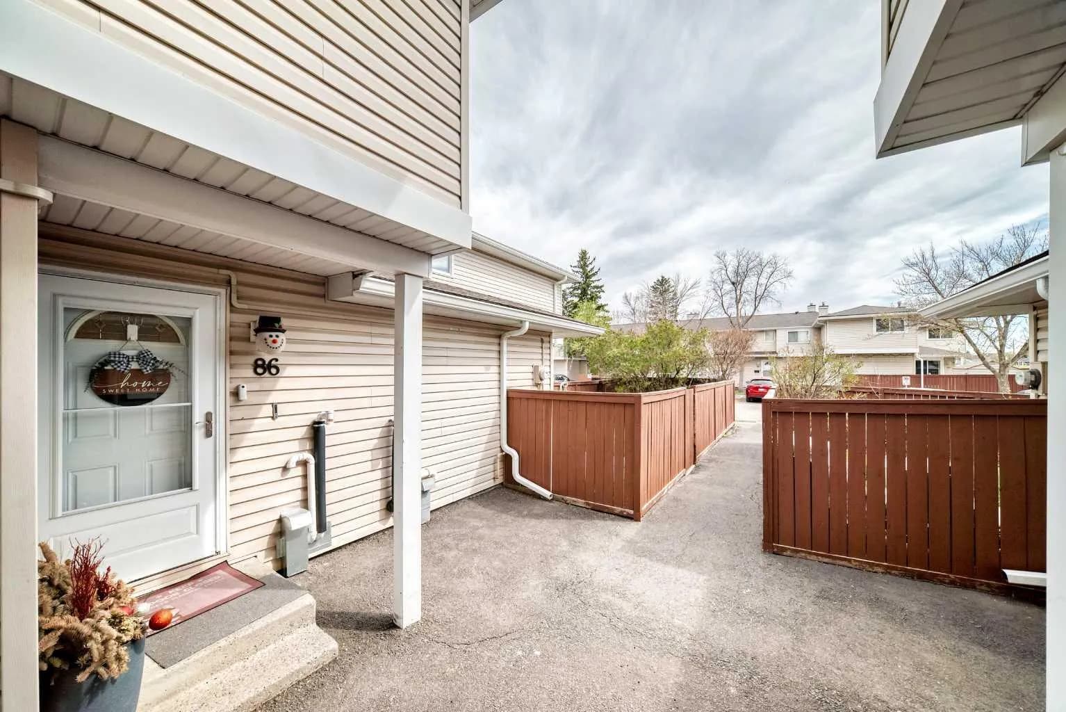 Row/Townhouse