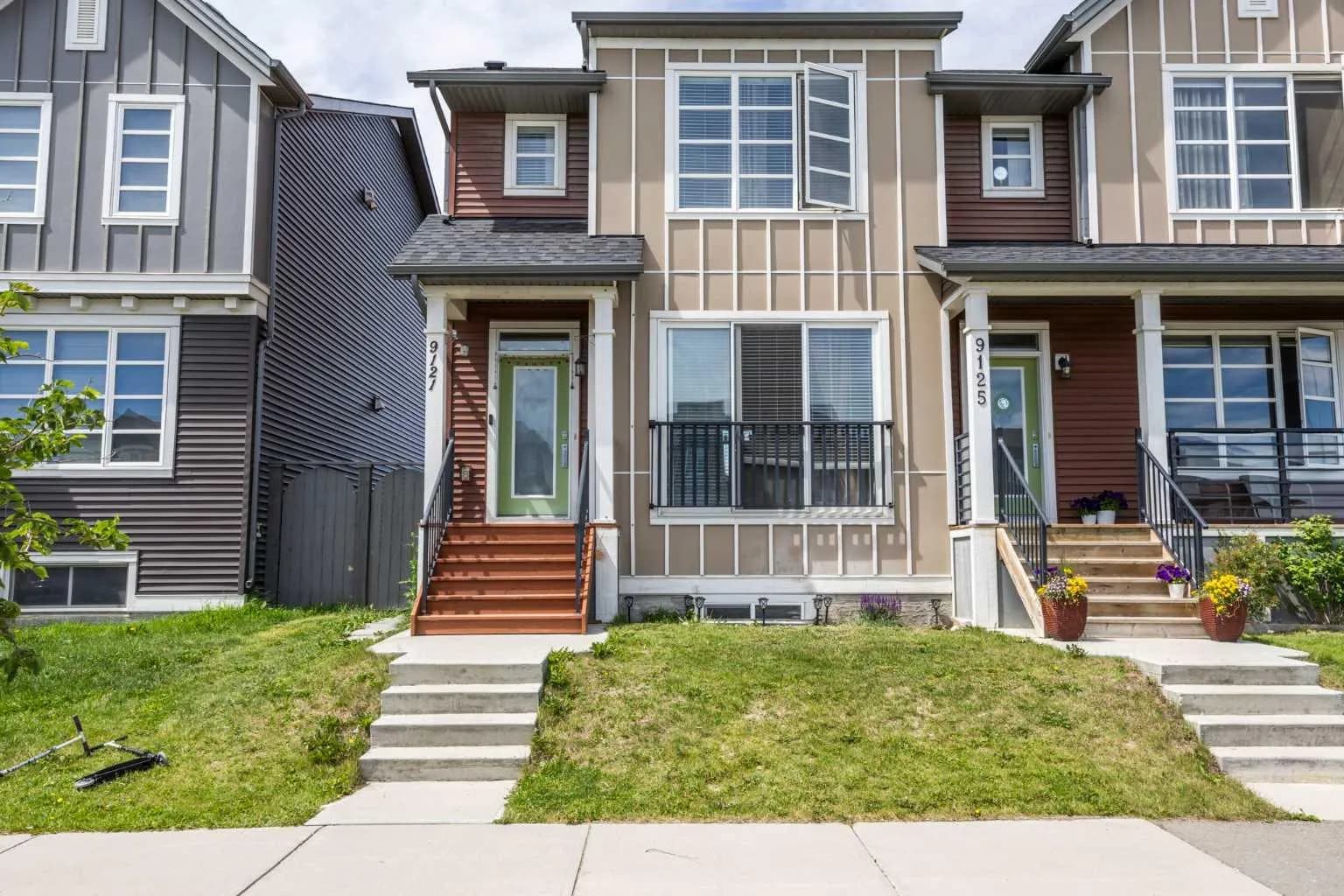 Semi Detached (Half Duplex)