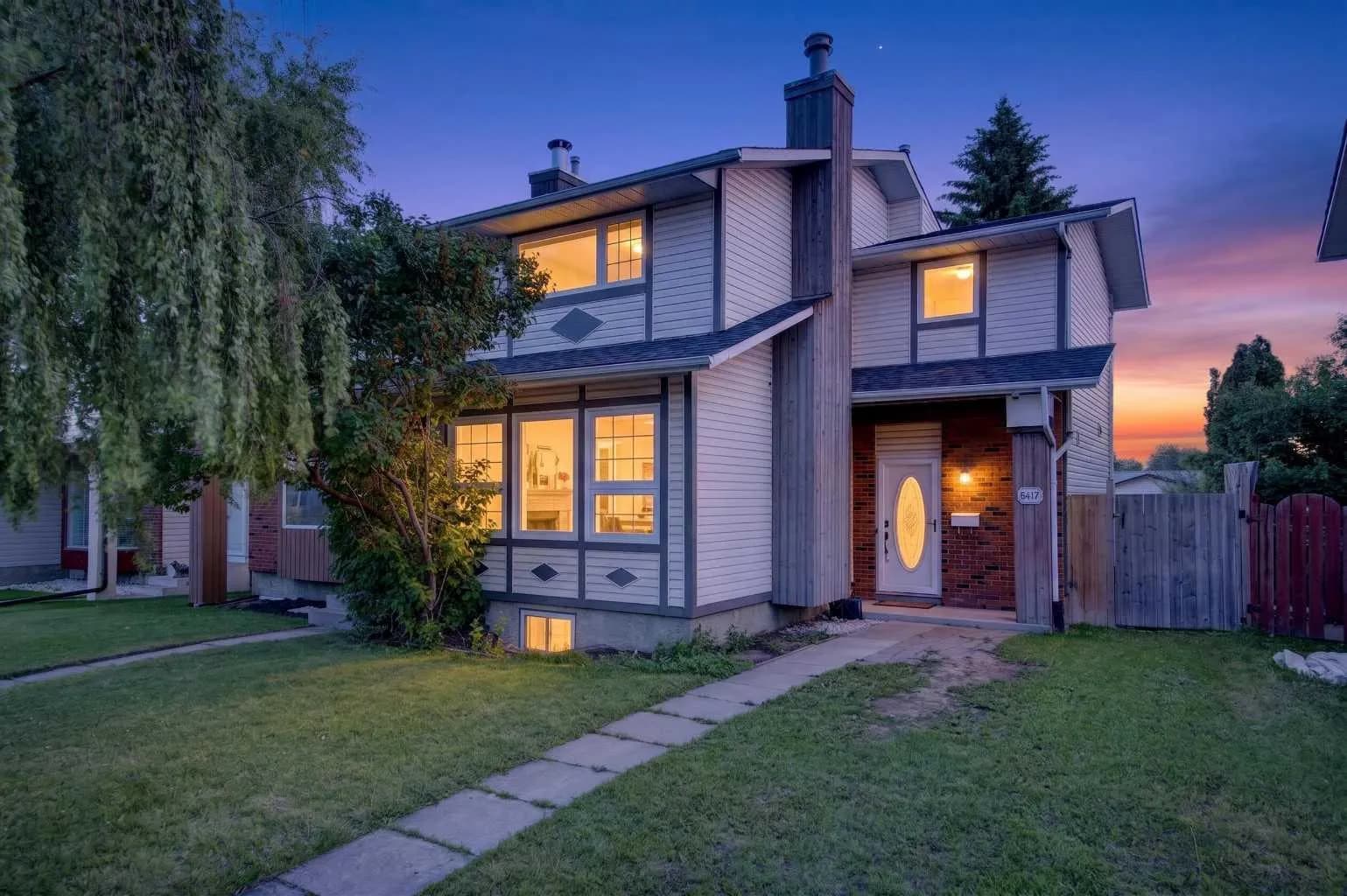 Semi Detached (Half Duplex)