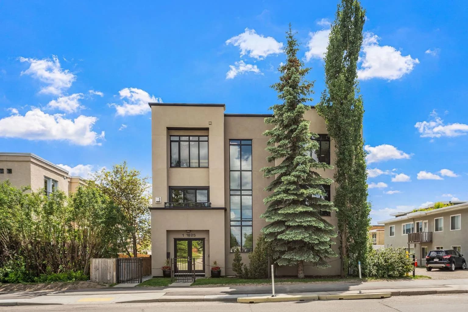Row/Townhouse