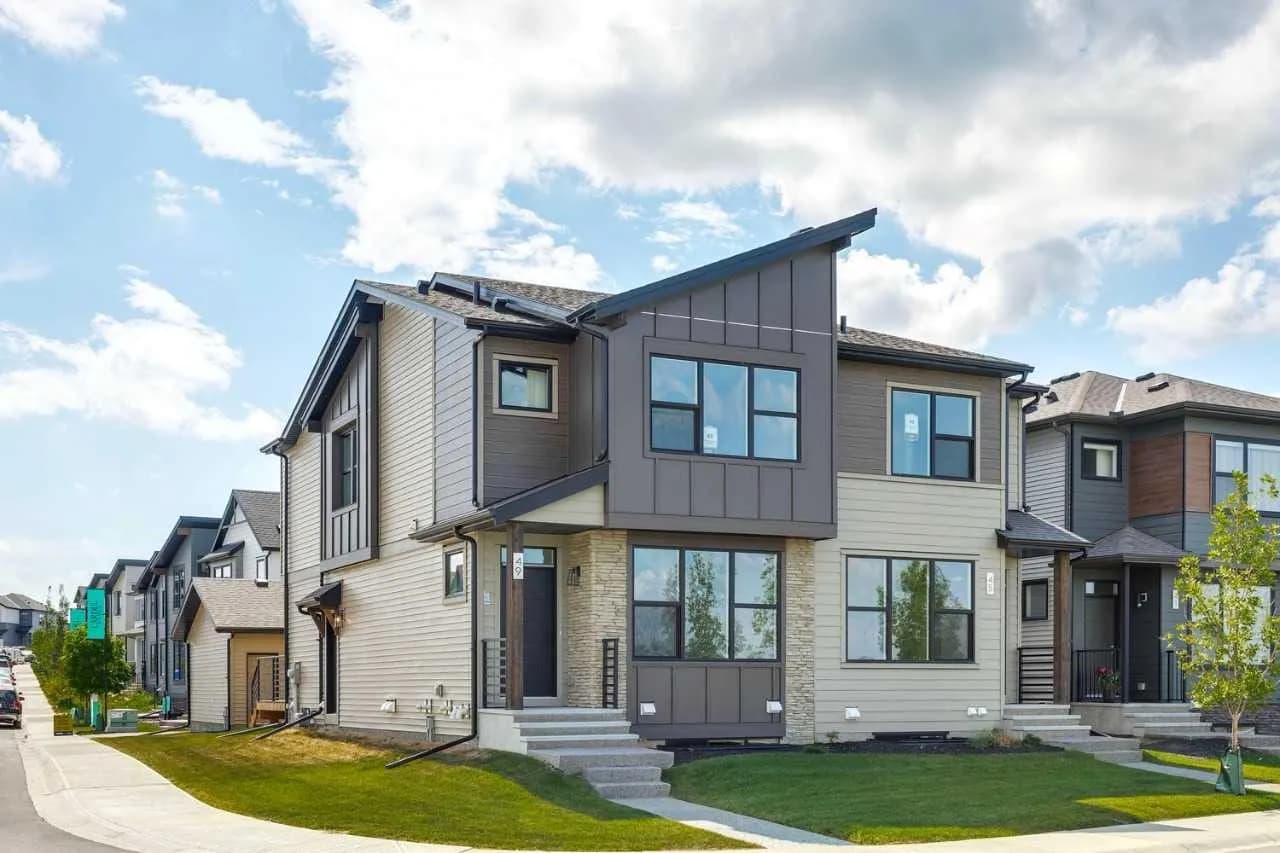 Semi Detached (Half Duplex)