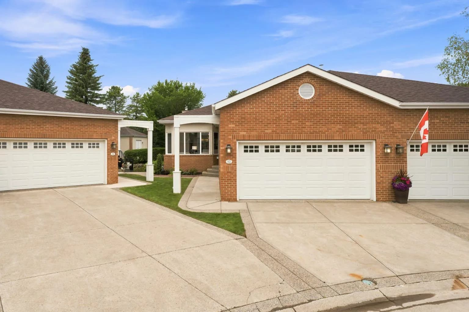 Semi Detached (Half Duplex)