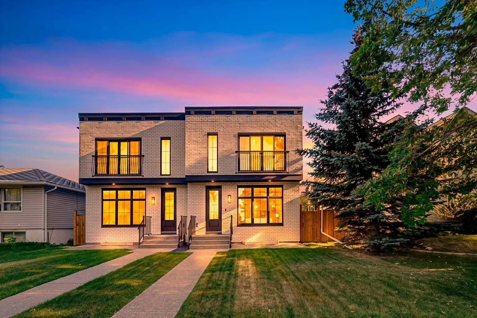 Semi Detached (Half Duplex)