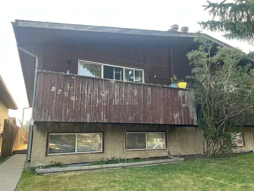 Semi Detached (Half Duplex)