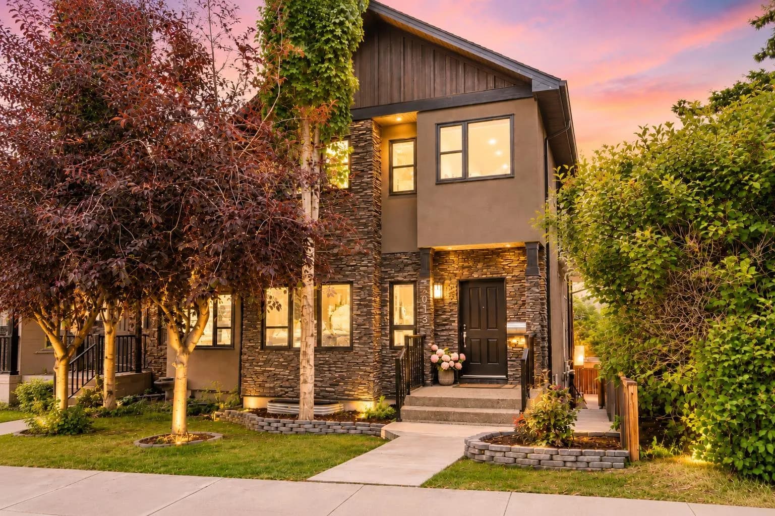 Semi Detached (Half Duplex)