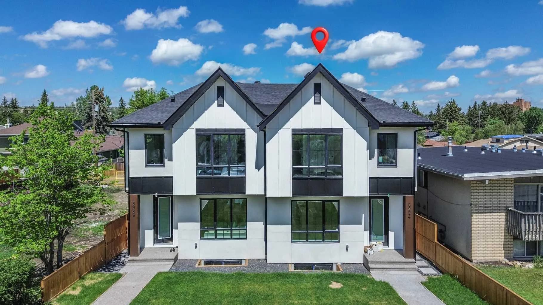 Semi Detached (Half Duplex)