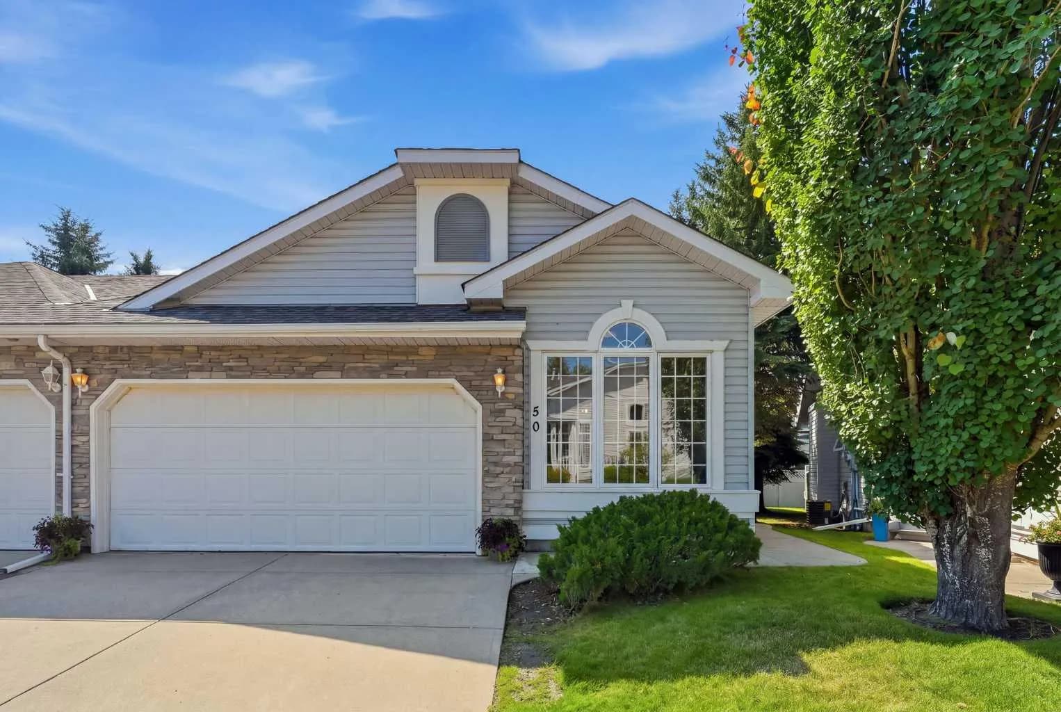 Semi Detached (Half Duplex)