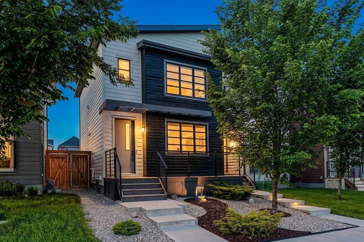 Semi Detached (Half Duplex)