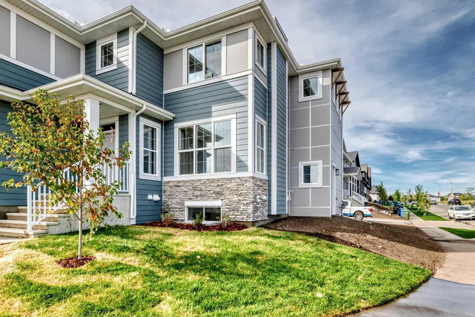 Semi Detached (Half Duplex)