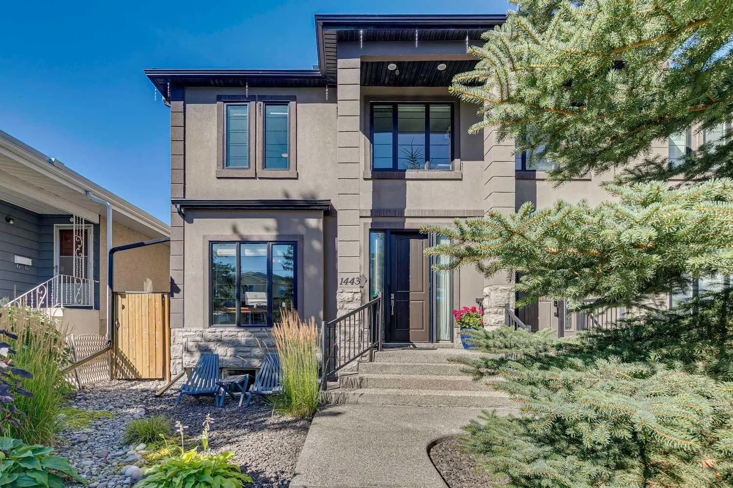 Semi Detached (Half Duplex)