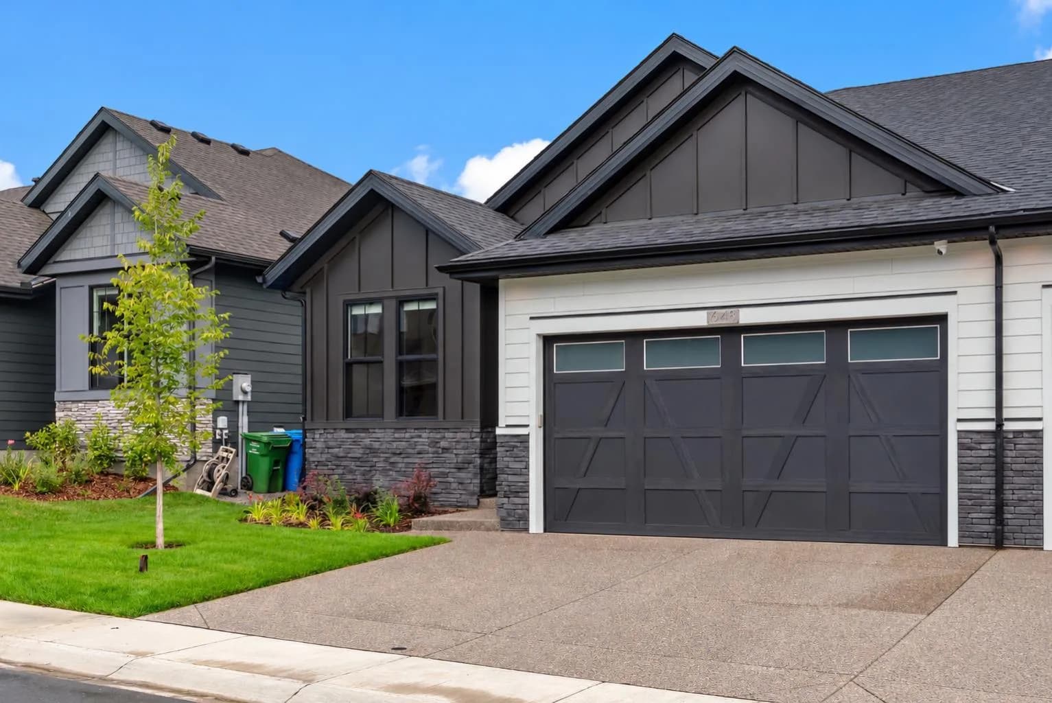 Semi Detached (Half Duplex)