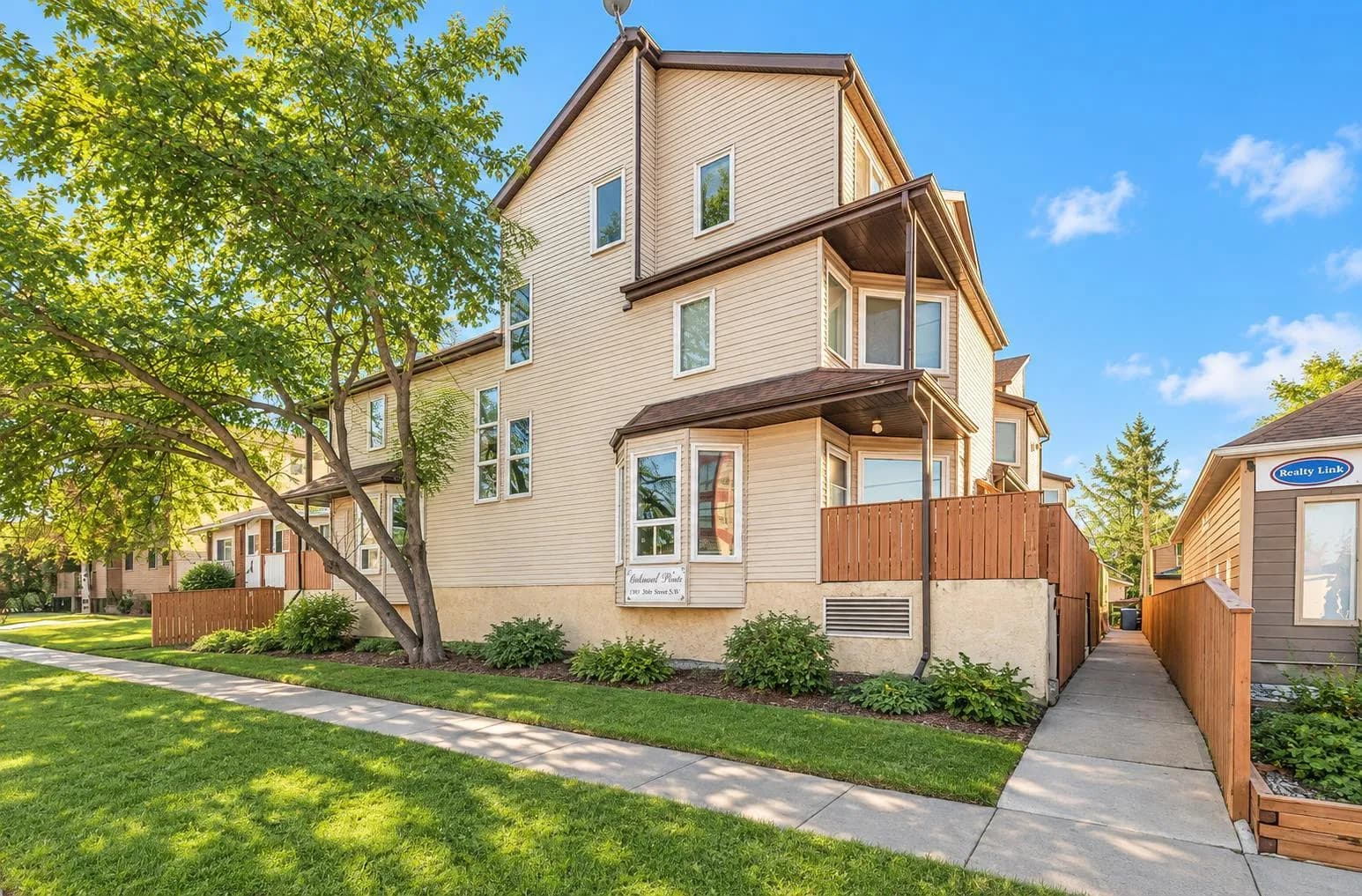 Row/Townhouse