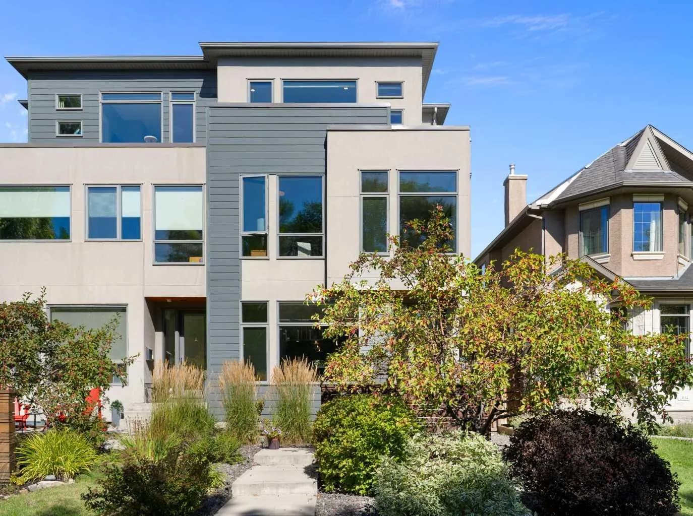 Semi Detached (Half Duplex)