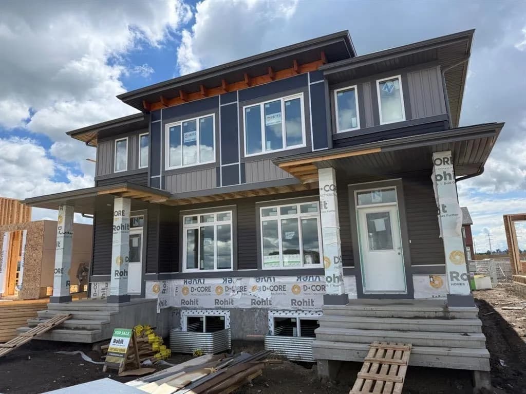 Semi Detached (Half Duplex)