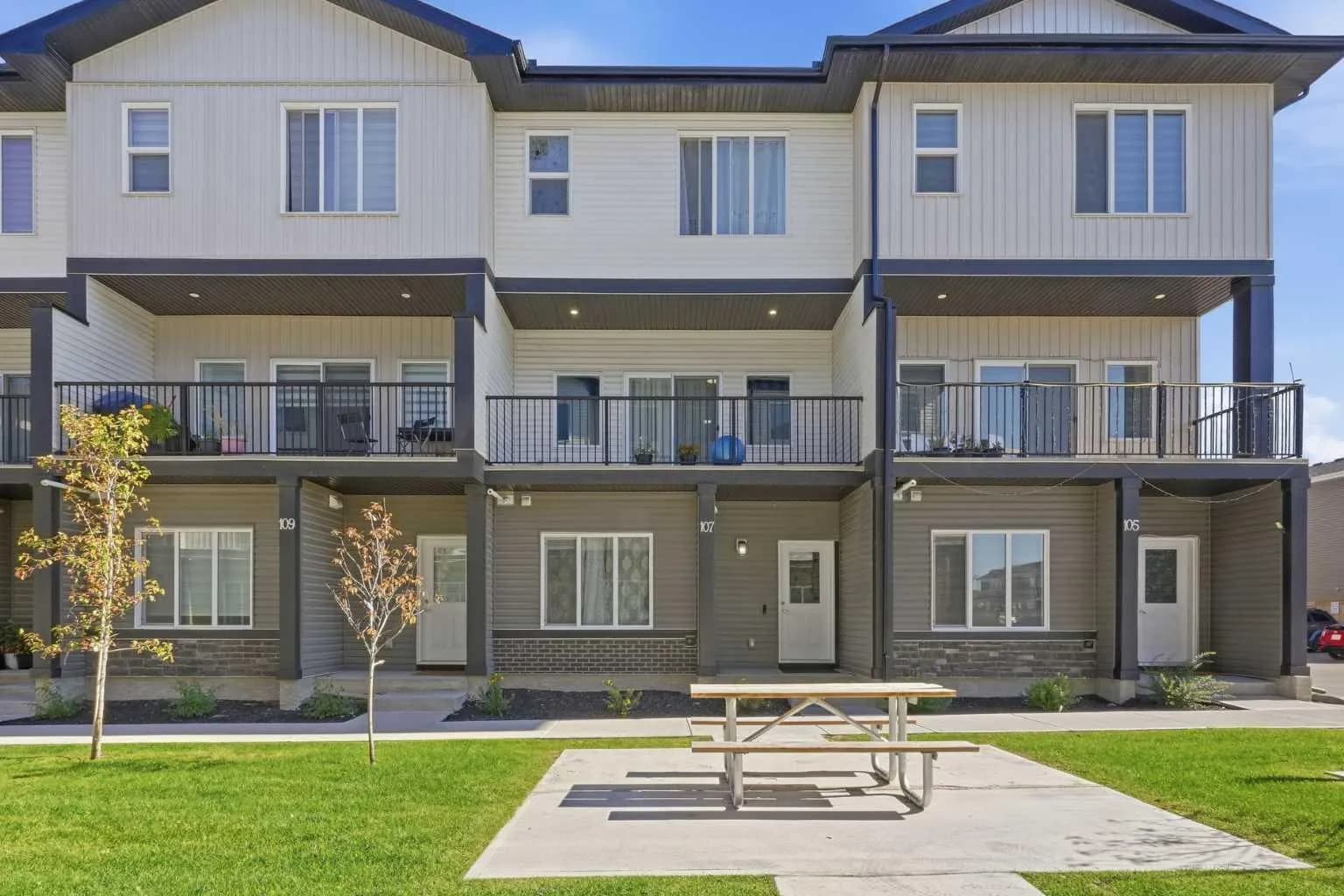 Row/Townhouse