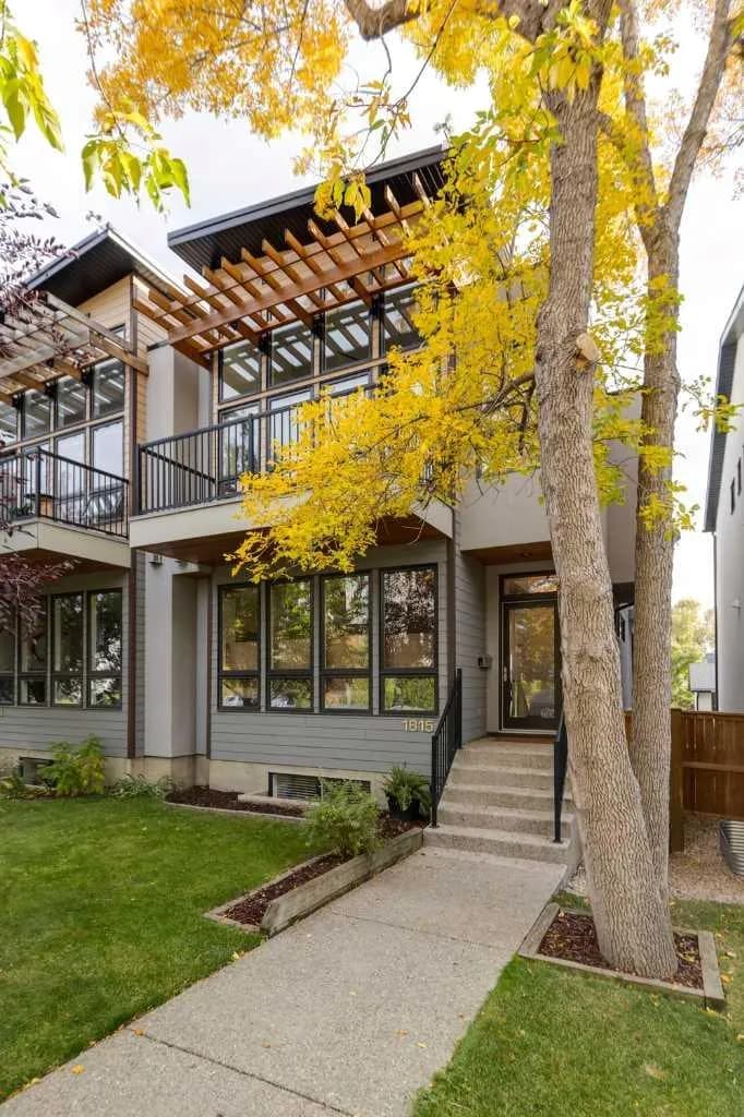 Semi Detached (Half Duplex)