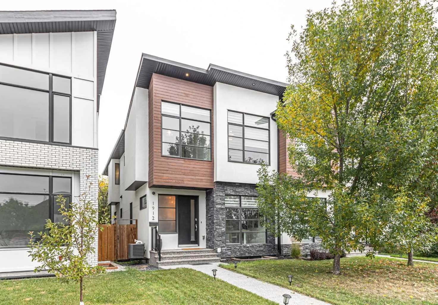 Semi Detached (Half Duplex)