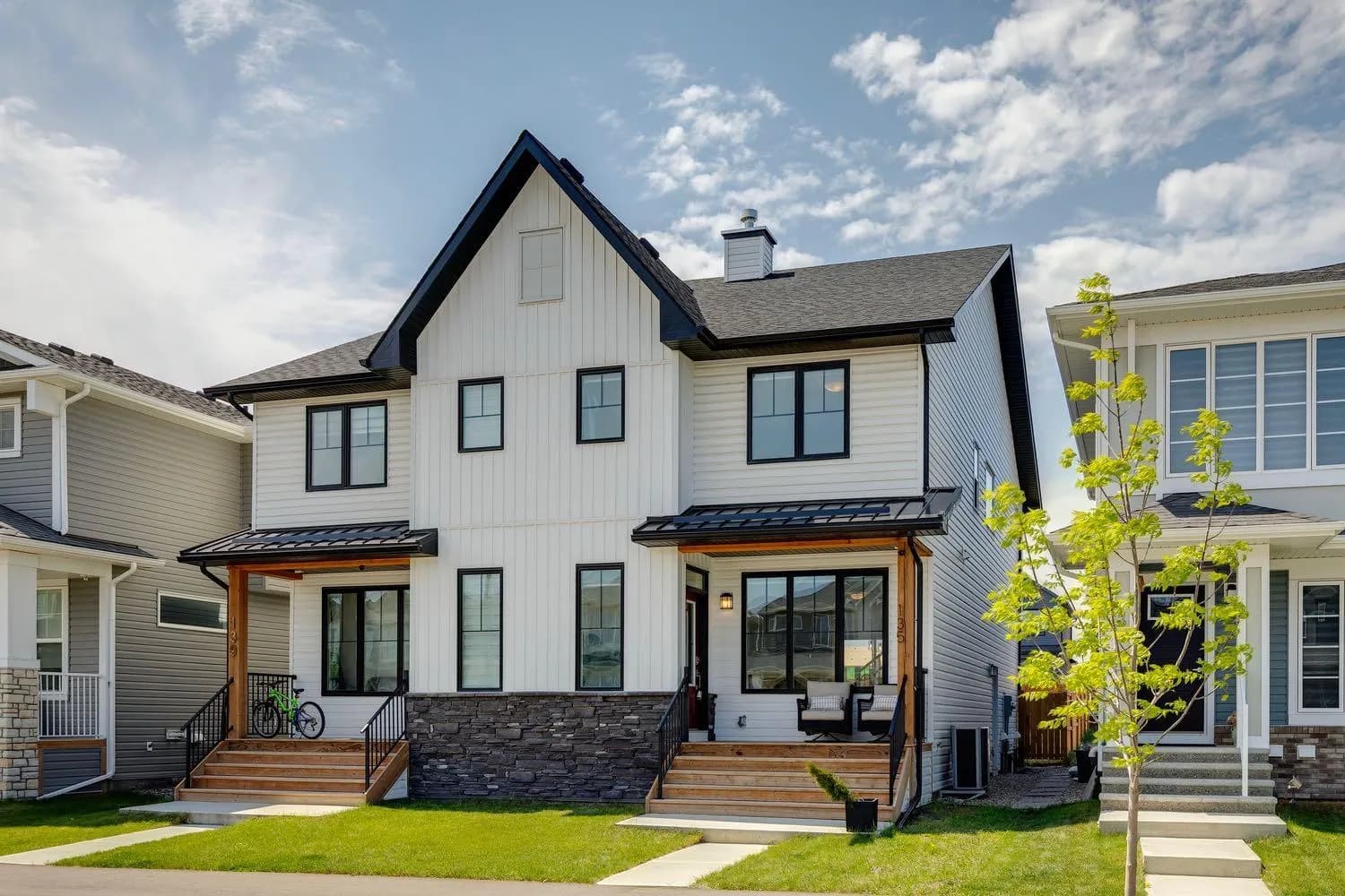 Semi Detached (Half Duplex)